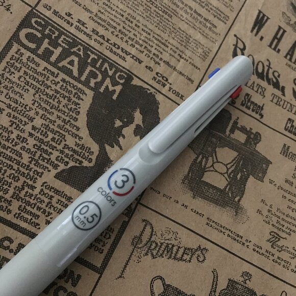 NWOT Blen Zebra 3 Color Ballpoint 0.5mm Pen + Signo Pen Set - Picture 8 of 13